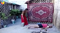 Казахская девушка в юбке делает минет на публике за тенге